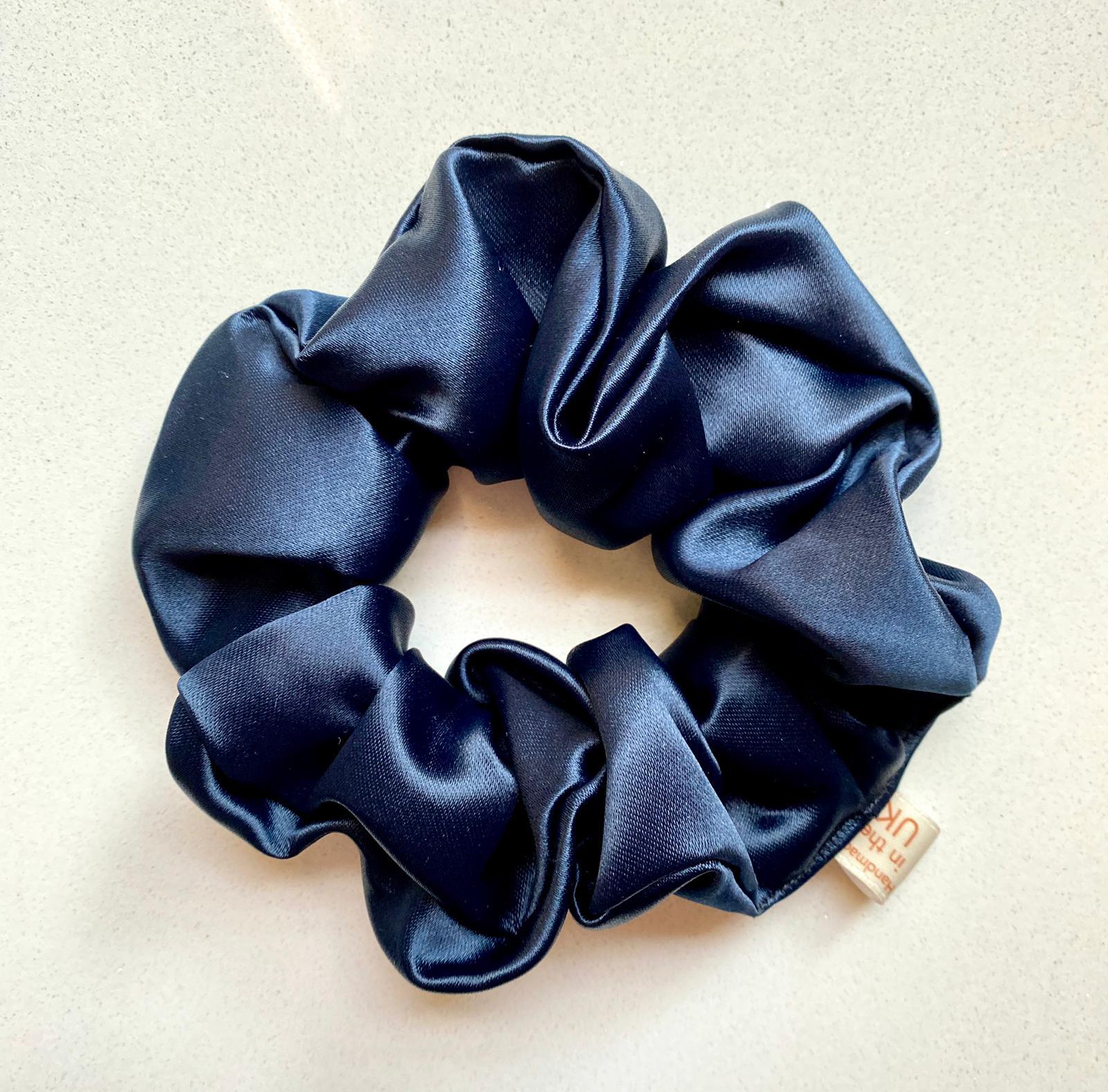 CurlyEllie Curl Scrunchie Medium 6cm - Image 5